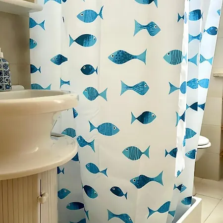 M405 - Marcelli, Comodo Trilocale Con Giardino *